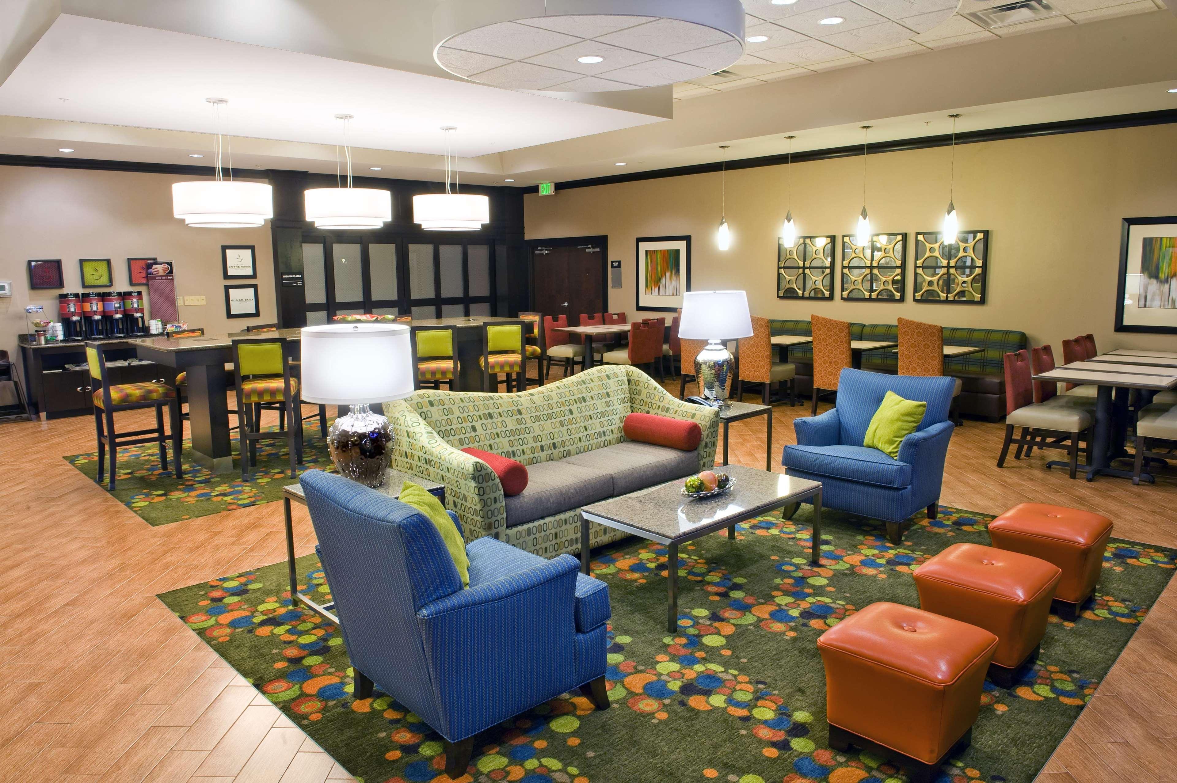 Hampton Inn Evansville Airport Εξωτερικό φωτογραφία