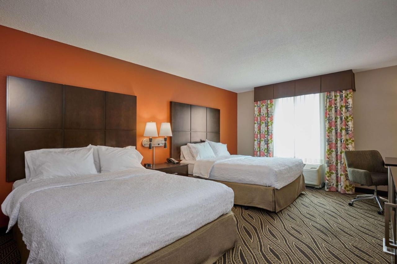 Hampton Inn Evansville Airport Εξωτερικό φωτογραφία
