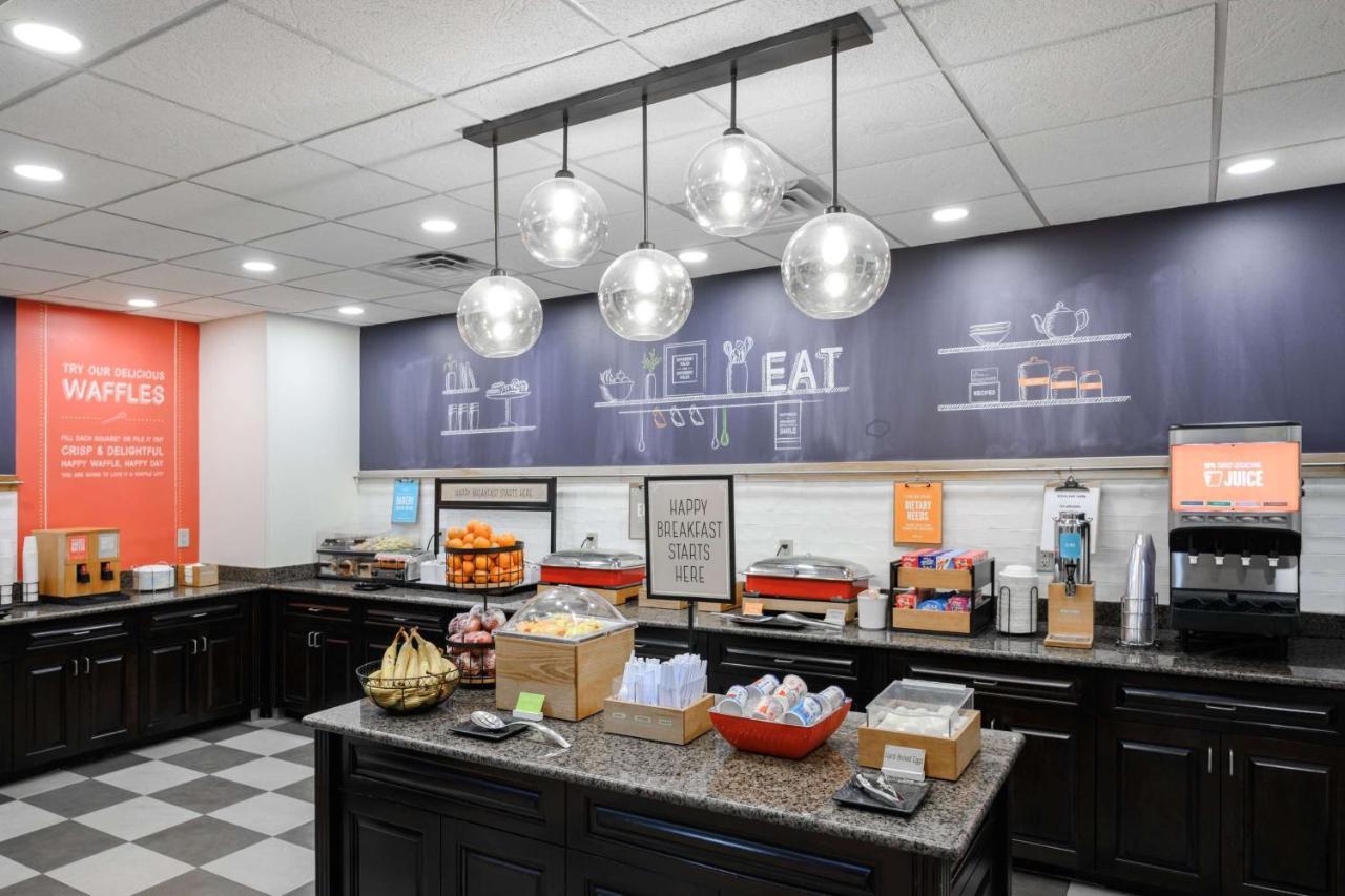 Hampton Inn Evansville Airport Εξωτερικό φωτογραφία