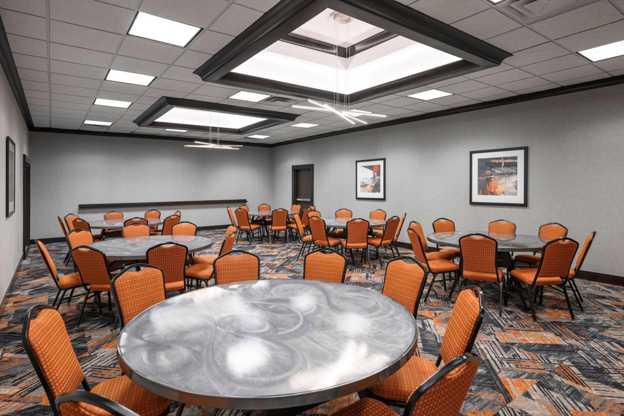 Hampton Inn Evansville Airport Εξωτερικό φωτογραφία