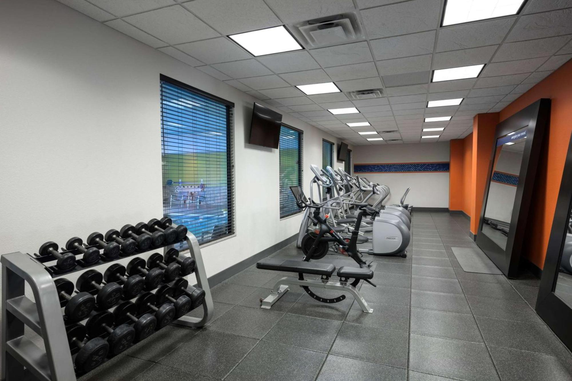 Hampton Inn Evansville Airport Εξωτερικό φωτογραφία